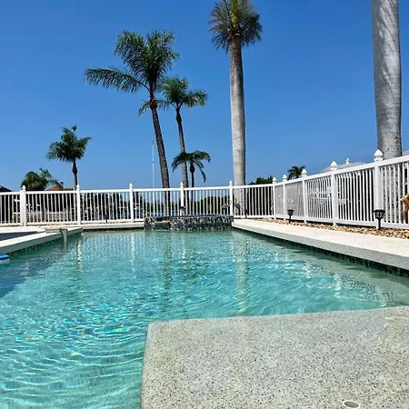 Pets, Plunges & Peace On The Gulf Of Mexico Villa